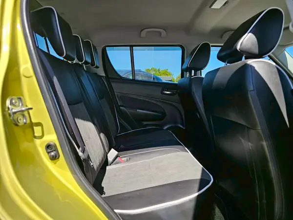 2014 Suzuki Swift 1.2 Style Edition 45,947 Kms Carousel 6