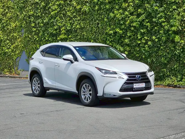 2016 Lexus NX 300 Hybrid 82,000 Kms Premium SUV Carousel 3