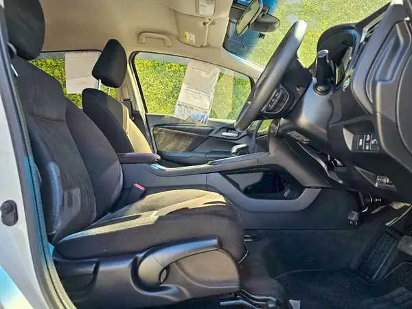 2022 Honda Shuttle Hybrid Honda Sensing Model Carousel 2