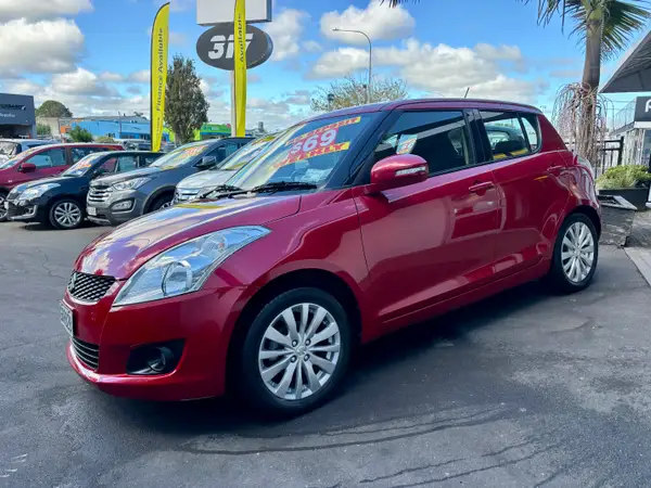 2012 Suzuki Swift LTDA Carousel 3