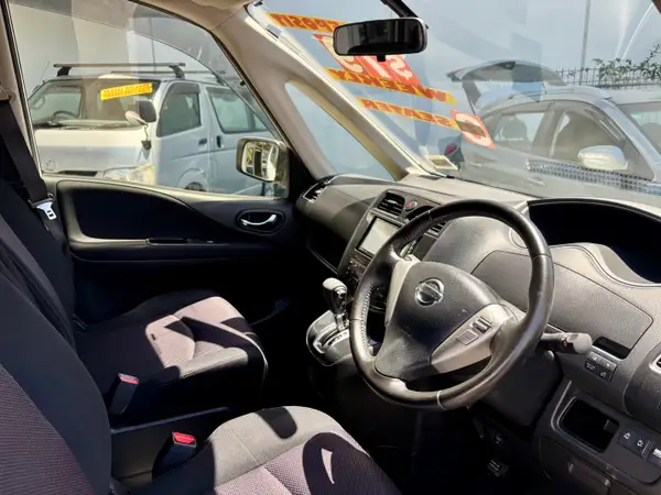 2013 Nissan Serena Carousel 8