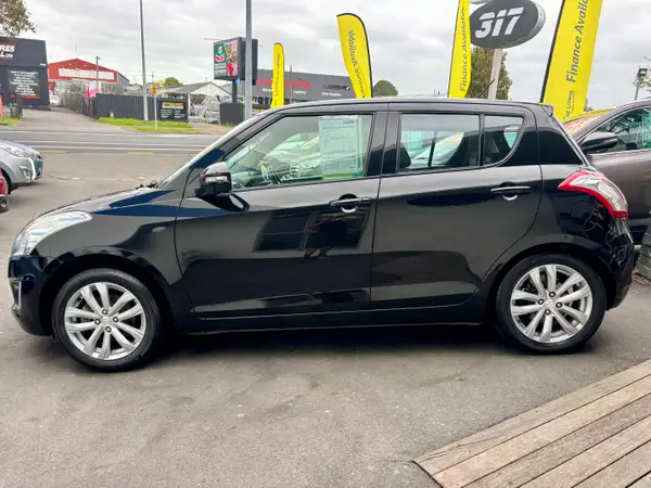 2014 Suzuki Swift Carousel 4