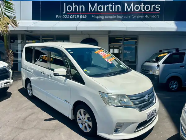 2013 Nissan Serena