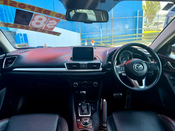 2014 Mazda 3 2.0 S Carousel 11