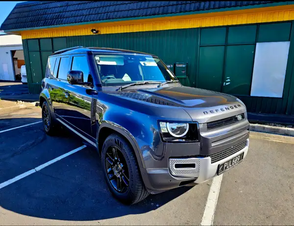 2023 Land Rover Defender 110 D300 S 3.0DT/4WD
