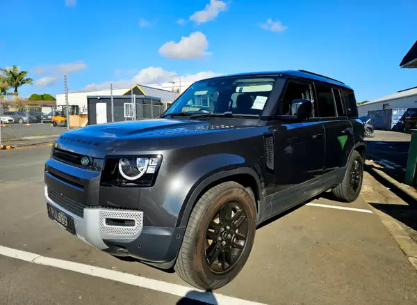 2023 Land Rover Defender 110 D300 S 3.0DT/4WD Carousel 2