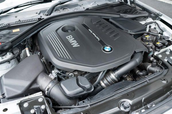 2016 BMW 340i LCI F30 M-SPORT B58 STOCK Carousel 39