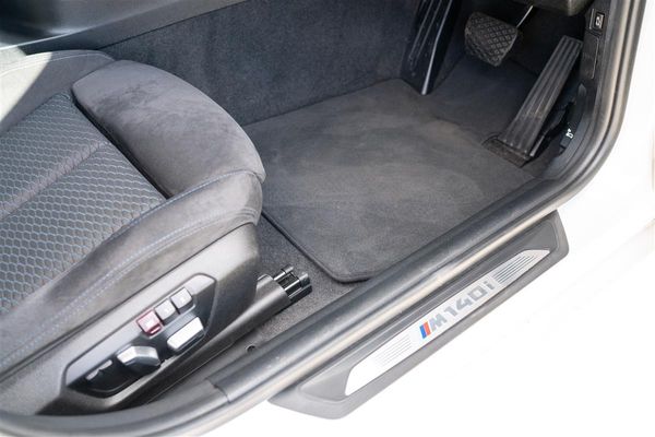 2017 BMW M140i M SPORT GRADE 4.5 Carousel 15