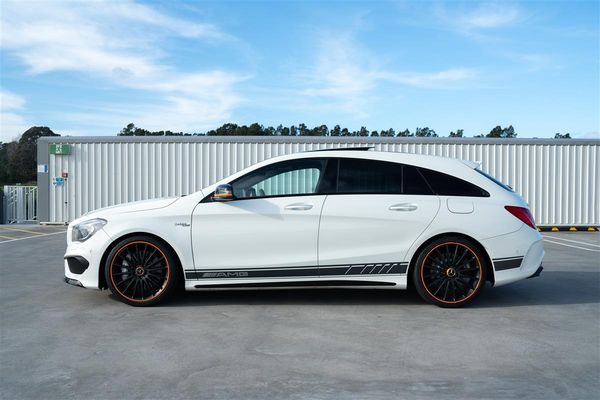 2015 Mercedes-Benz CLA 45 AMG ORANGE ART EDTION Carousel 10