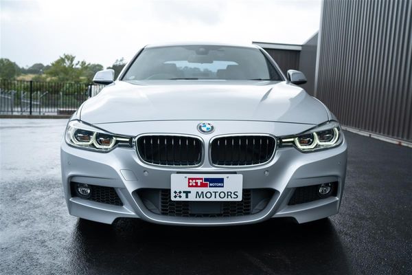 2016 BMW 340i LCI F30 M-SPORT B58 STOCK Carousel 3