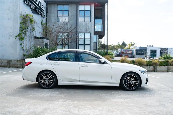 2019 BMW 330i MOTORSPORT M-SPORT IMMACULATE