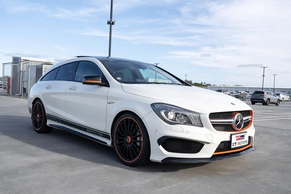 2015 Mercedes-Benz CLA 45 AMG ORANGE ART EDTION Carousel 1