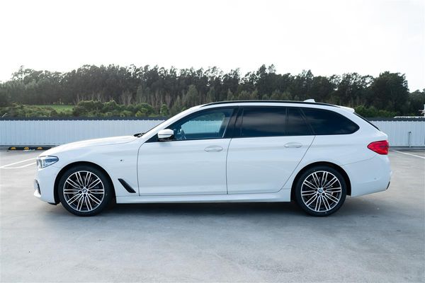 2017 BMW 540i B58 X-DRIVE TOURING M-SPORT Carousel 10