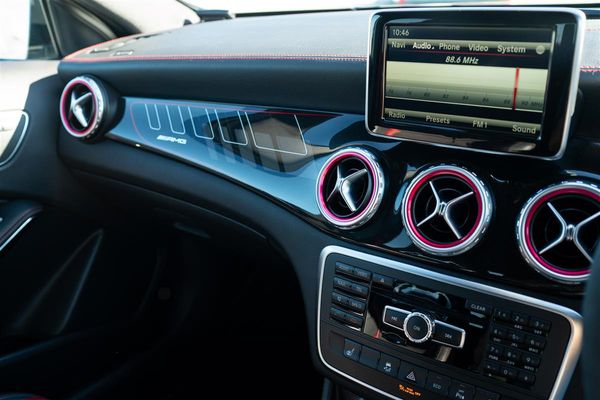 2014 Mercedes-Benz GLA 45 AMG EDITION ONE FACTORY KIT Carousel 14