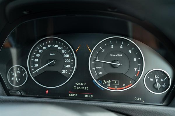 2017 BMW 340i LCI LUXURY LINE B58 240KW Carousel 39