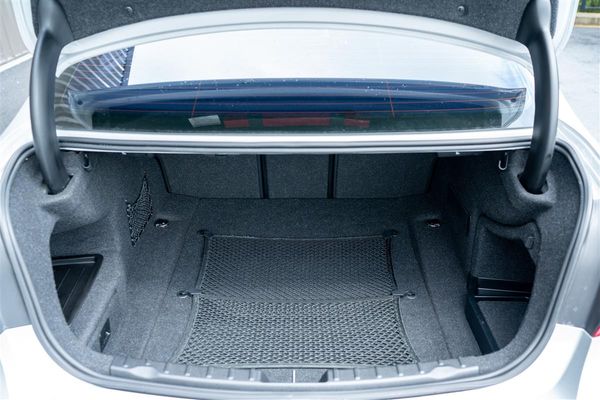 2016 BMW 340i LCI F30 M-SPORT B58 STOCK Carousel 29