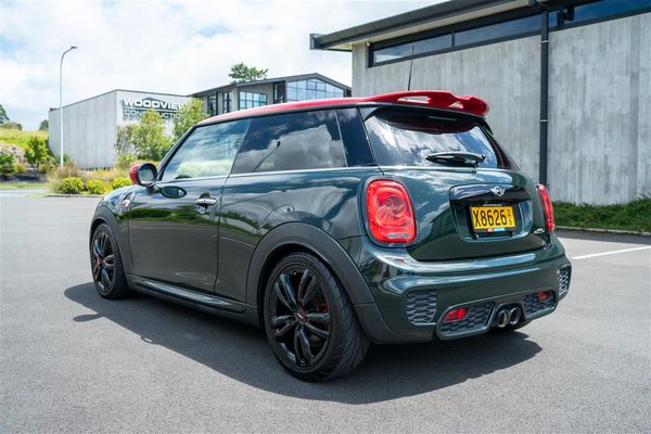 2018 MINI Cooper JOHN WORKS LCI Carousel 29