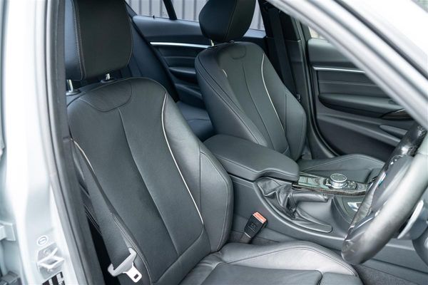 2016 BMW 340i LCI F30 M-SPORT B58 STOCK Carousel 14