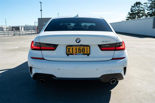 2019 BMW 320i MOTORSPORT M-SPORT GRADE 4.5 Carousel 6