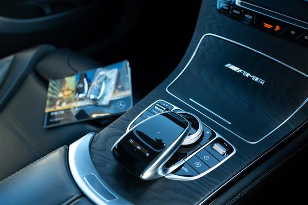 2019 Mercedes-Benz GLC 63 GLC63 AMG V8 BITURBO 4MATIC Carousel 19