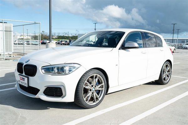 2017 BMW M140i M SPORT GRADE 4.5 Carousel 11