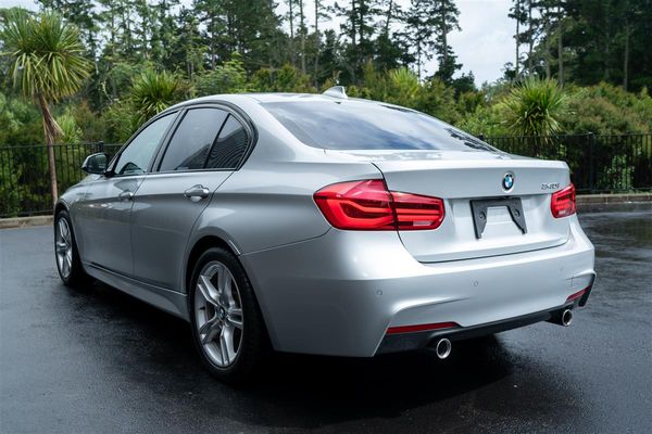 2016 BMW 340i LCI F30 M-SPORT B58 STOCK Carousel 11