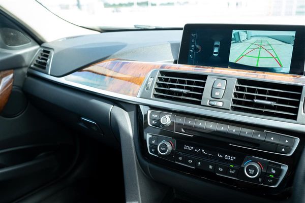 2017 BMW 340i LCI LUXURY LINE B58 240KW Carousel 36