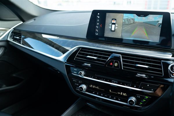2017 BMW 540i B58 X-DRIVE TOURING M-SPORT Carousel 16
