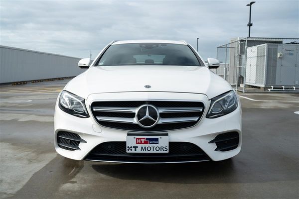 2018 Mercedes-Benz E 200 SPORT AVANTGARDE ESTATE WAGON Carousel 3