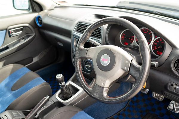 2004 Subaru Impreza WRX STI VERSION 8 STOCK Carousel 14