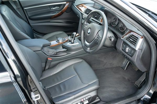 2017 BMW 340i LCI LUXURY LINE B58 240KW Carousel 15