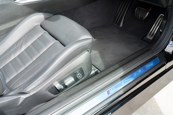 2022 BMW M240i PRO PACK XDRIVE IMMACULATE Carousel 15