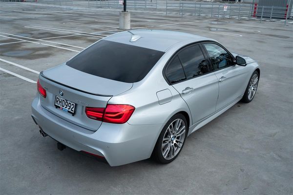 2018 BMW 335d F30 MOTORSPORT LCI XDRIVE Carousel 5