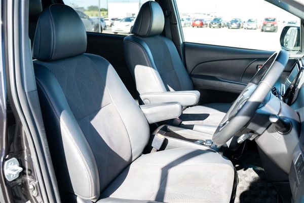 2017 Toyota Estima AERAS PREMIUM EDITION FACELIFT Carousel 15