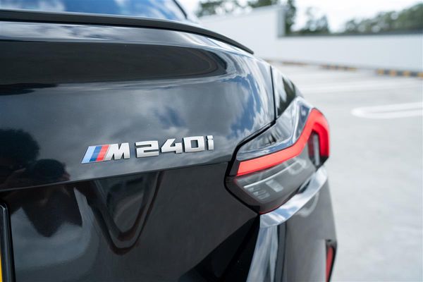 2022 BMW M240i PRO PACK XDRIVE IMMACULATE Carousel 7