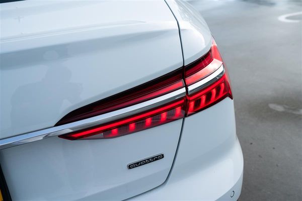 2019 Audi A6 55TFSI S-LINE QUATTRO IMMACULATE Carousel 7