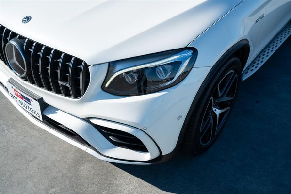 2019 Mercedes-Benz GLC 63 GLC63 AMG V8 BITURBO 4MATIC Carousel 11