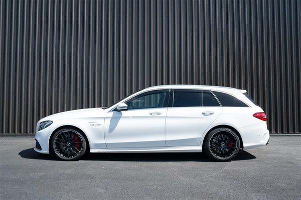 2017 Mercedes-Benz C 63 S C63S AMG ESTATE IMMACULATE Carousel 10