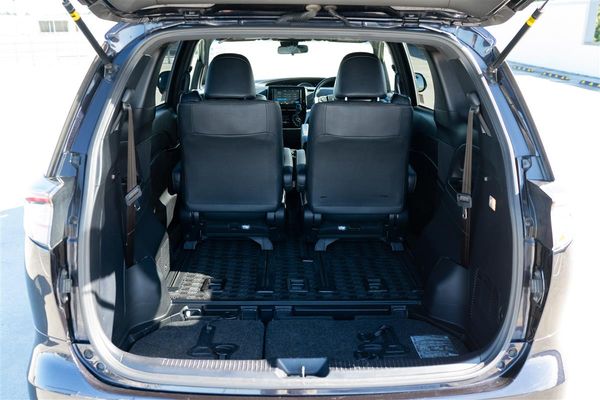 2017 Toyota Estima AERAS PREMIUM EDITION FACELIFT Carousel 7