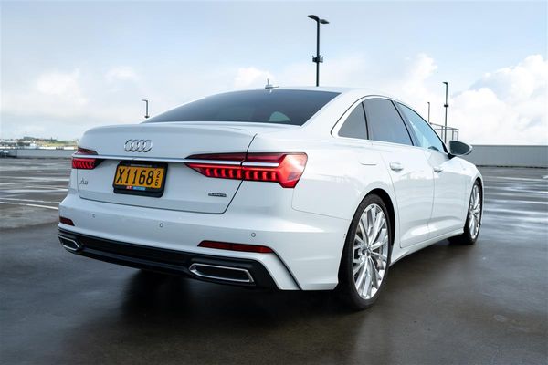 2019 Audi A6 55TFSI S-LINE QUATTRO IMMACULATE Carousel 5