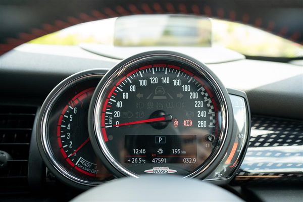 2018 MINI Cooper JOHN WORKS LCI Carousel 15