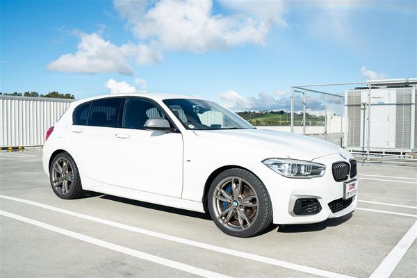 2017 BMW M140i M SPORT GRADE 4.5 Carousel 1