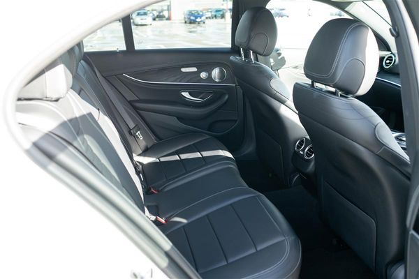 2019 Mercedes-Benz E 300 E300 AMG SPORT PACK GRADE 4.5 Carousel 15