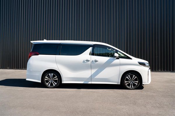 2020 Toyota Alphard 3.5L V6 SC FACELIFT PILOT SEATS