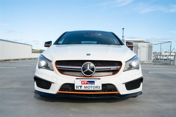 2015 Mercedes-Benz CLA 45 AMG ORANGE ART EDTION Carousel 2