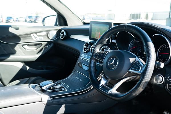 2019 Mercedes-Benz GLC 63 GLC63 AMG V8 BITURBO 4MATIC Carousel 12