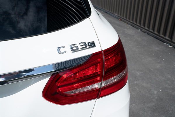 2017 Mercedes-Benz C 63 S C63S AMG ESTATE IMMACULATE Carousel 7