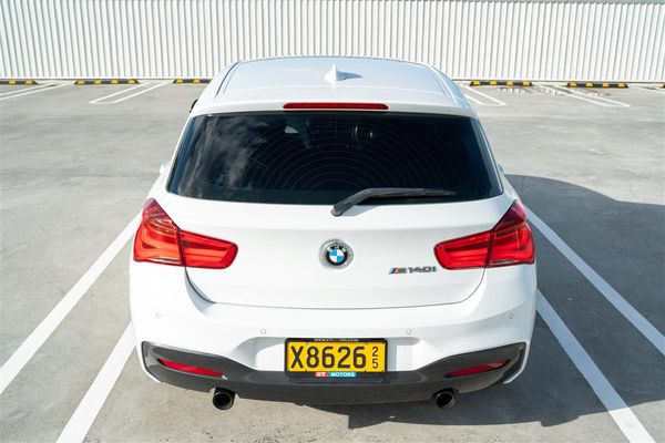 2017 BMW M140i M SPORT GRADE 4.5 Carousel 9