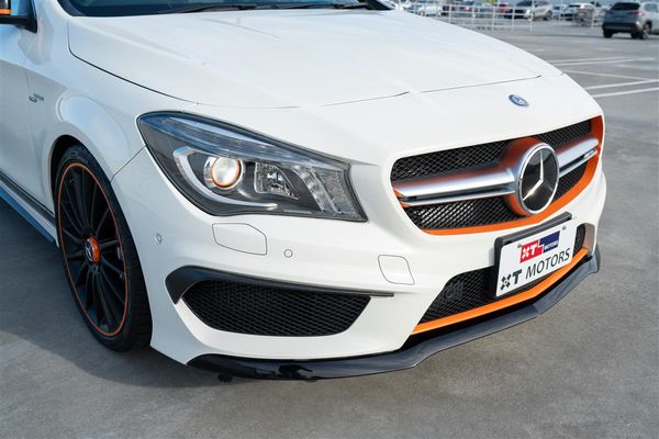 2015 Mercedes-Benz CLA 45 AMG ORANGE ART EDTION Carousel 3