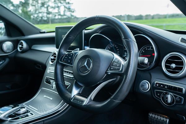 2016 Mercedes-Benz C 63 C63 AMG 4.0 V8 Immaculate Carousel 14